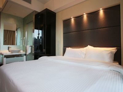 Hotel Fashion - Formerly A